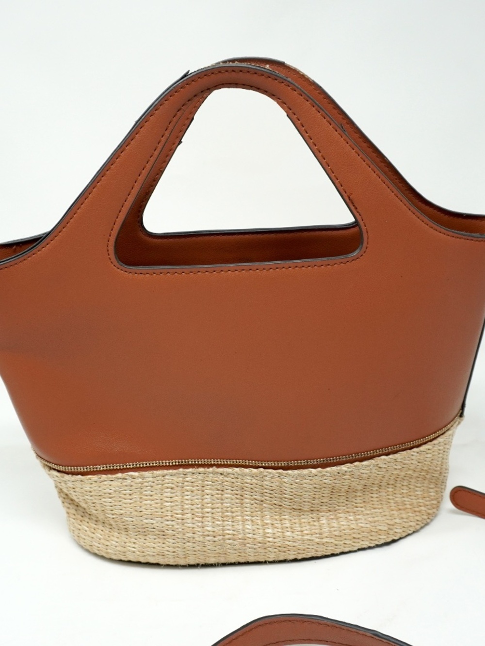 NANETTE LEPORE Straw Faux Leather Crossbody Bag Handbag Zip top Camel Beach - Picture 2 of 4